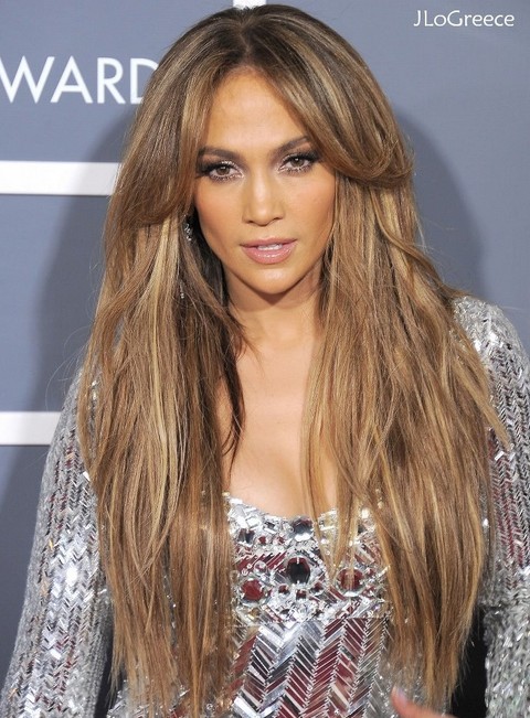 Jennifer-Lopez-Hairstyles-Fantastic-Fluffy-Straight-Haircut-with-Center-parted-Bangs
