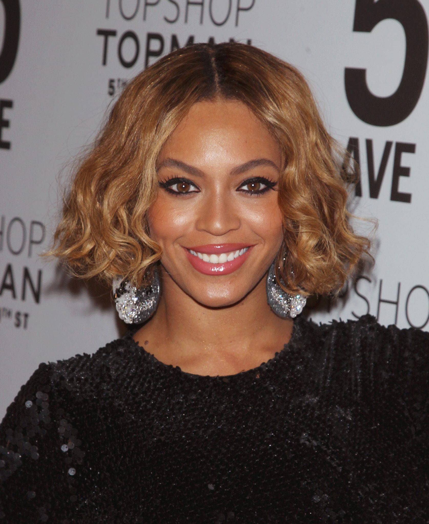 NEW YORK, NY - NOVEMBER 04:  Singer Beyonce Knowles attend the Topshop Topman New York City Flagship Opening Dinner at Grand Central Terminal on November 4, 2014 in New York City.  (Photo by Jim Spellman/WireImage)
